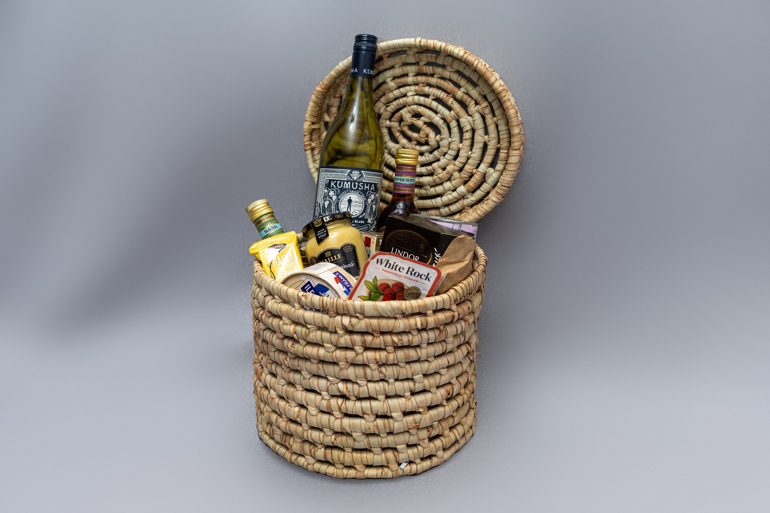franjipanji food hamper prepared for delivery